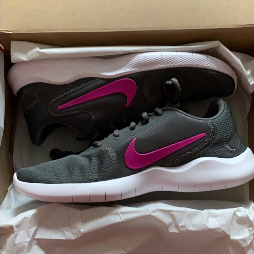 Nike Flex Experience Run